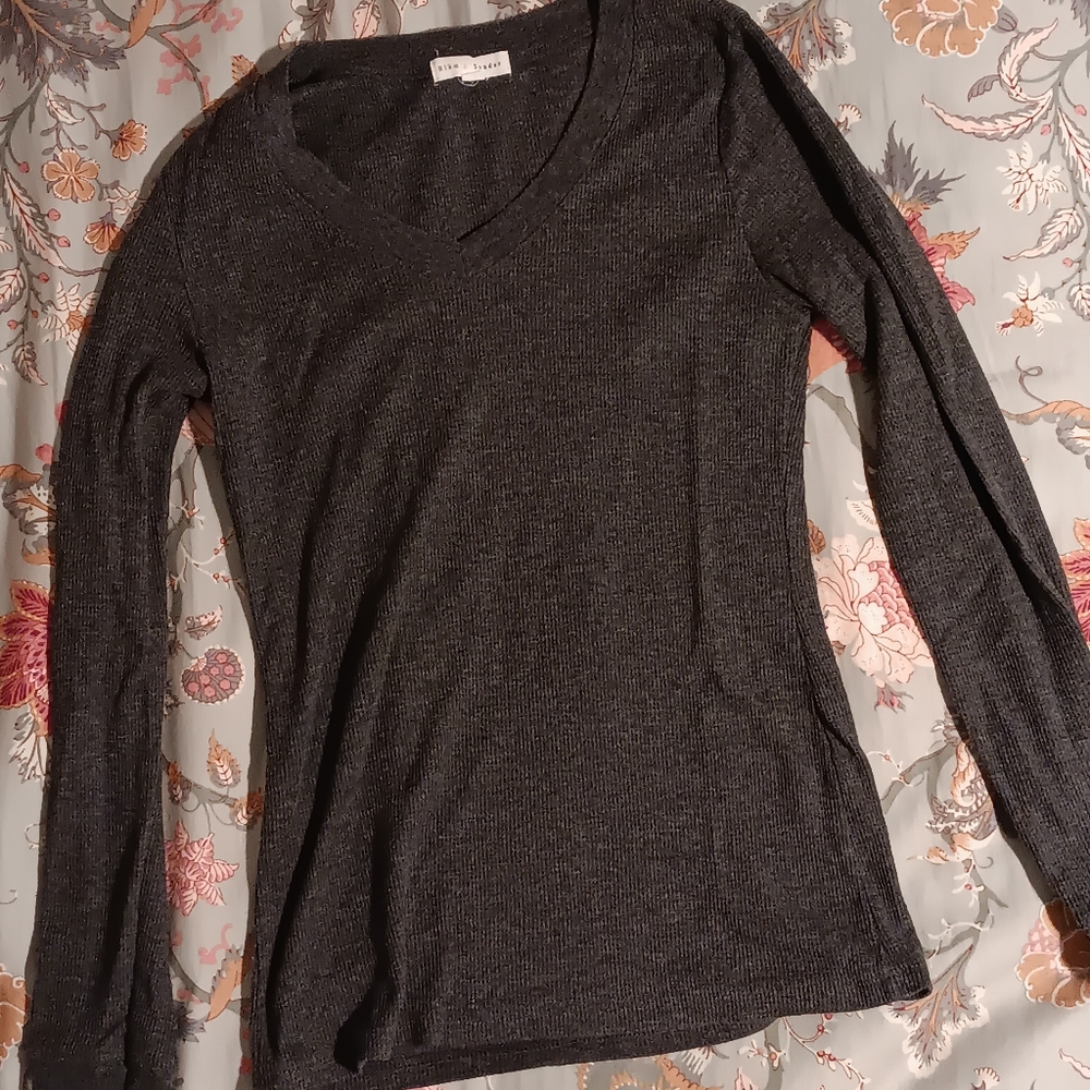 Grey long sleeve shirt
